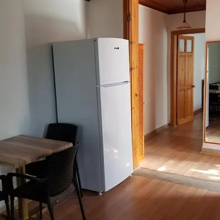 Huge Evleri 3 马尔马里斯