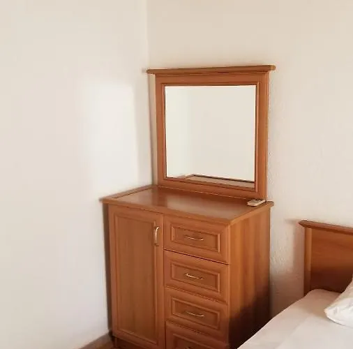 Huge Evleri 3 Apartman *