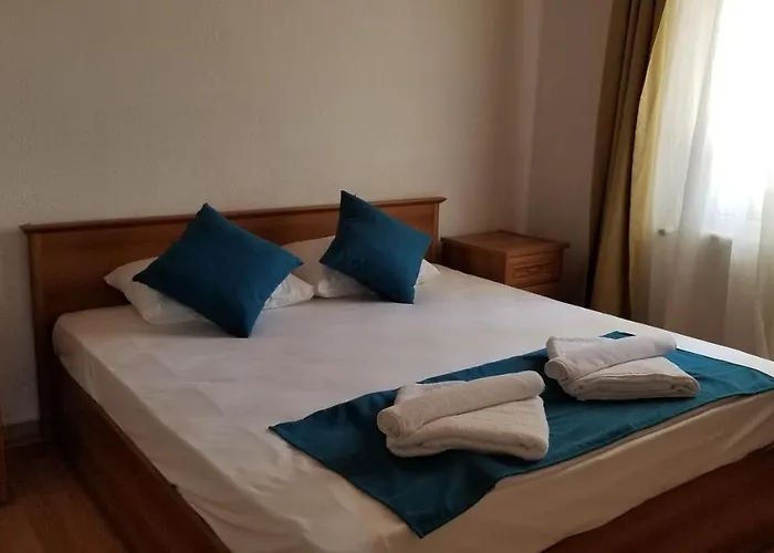 Huge Evleri 3 Daire Marmaris